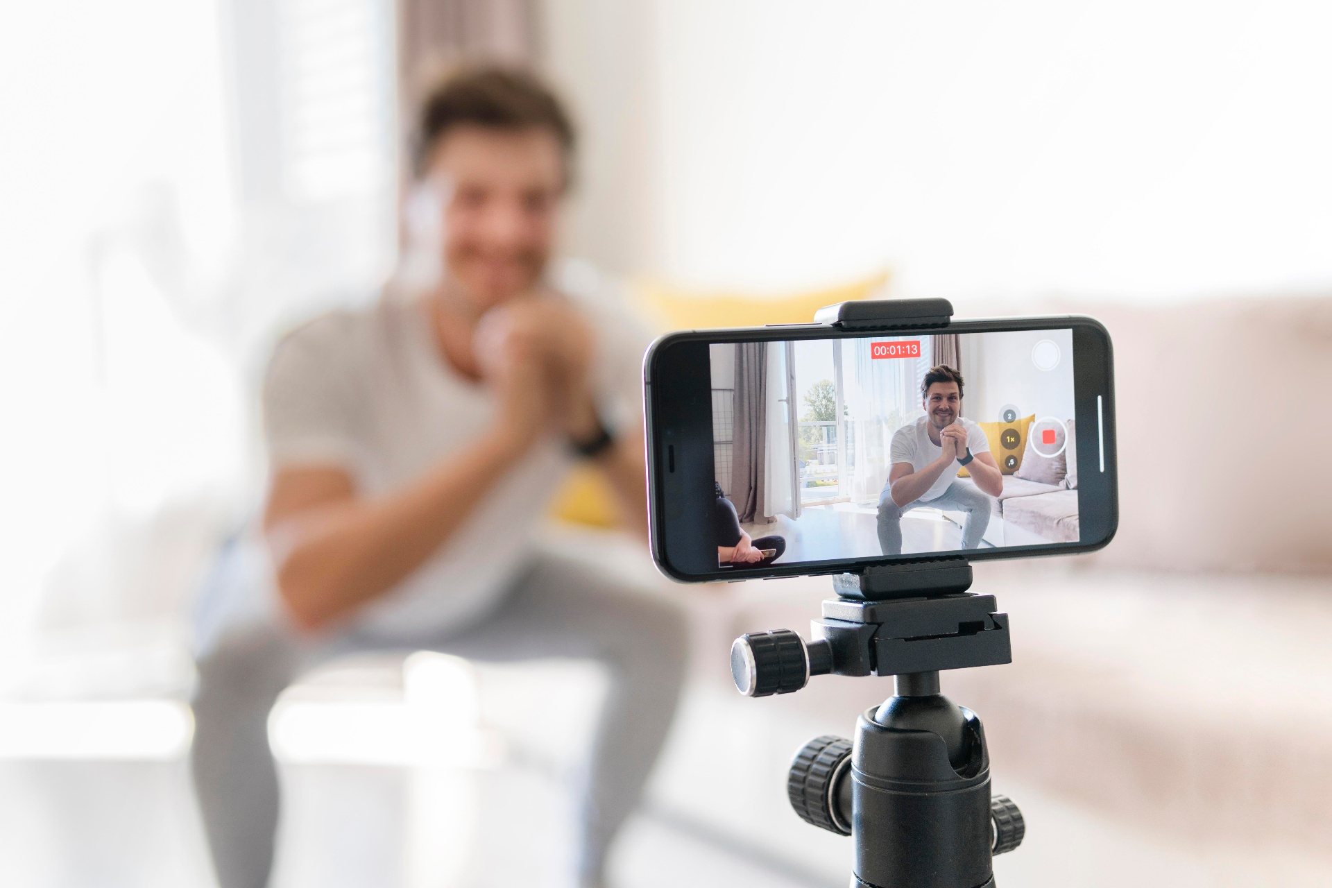 Micro vs Macro Influenciadores: Qual Usar na Sua Campanha?